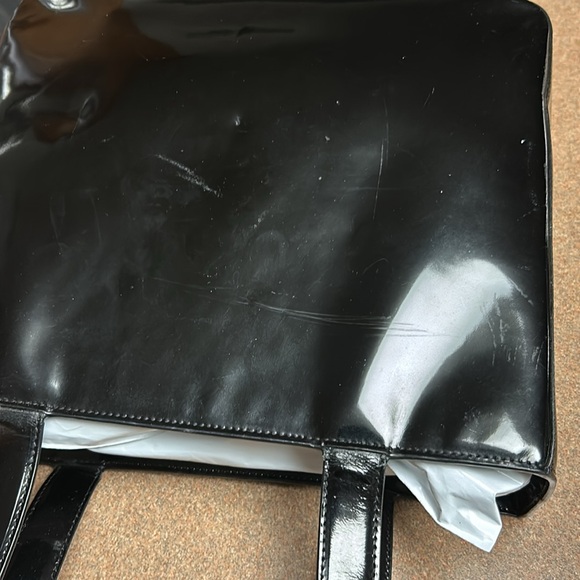 Chanel Shoulder Bag - Picture 8 of 16